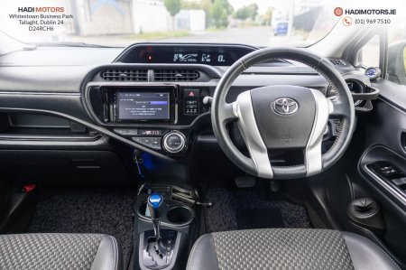 2015 Toyota Aqua - photo 13