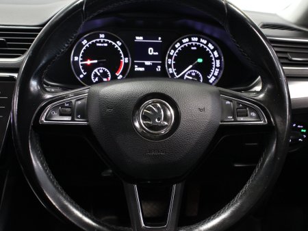 2021 Skoda Superb - photo 17