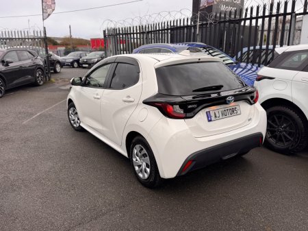 2020 Toyota Yaris - photo 5