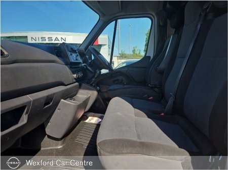 2021 Nissan NV400 - photo 6