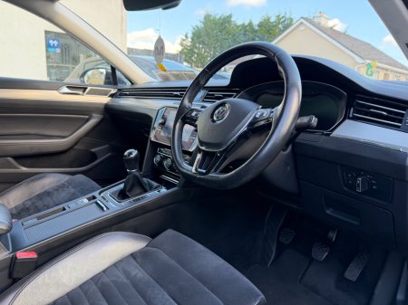 2018 Volkswagen Passat - photo 9
