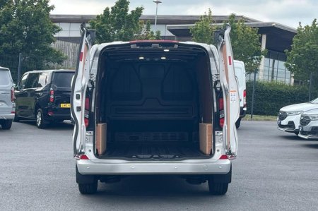 2025 Ford Transit Custom - photo 6