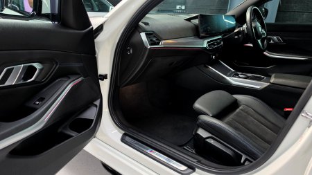 2024 BMW 3-Series - photo 25