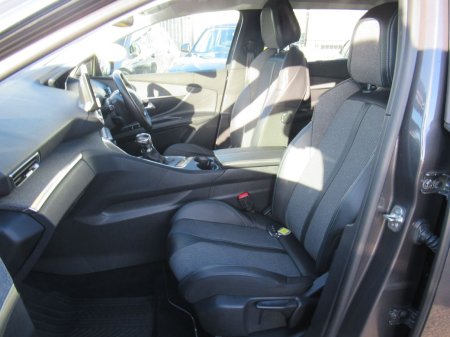 2022 Peugeot 5008 - photo 9