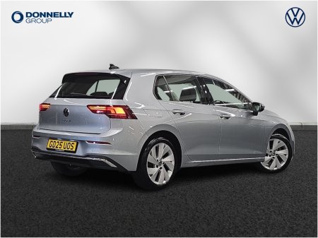 2025 Volkswagen Golf - photo 14