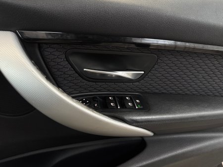 2016 BMW 3-Series - photo 12