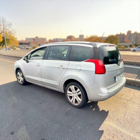 2015 Peugeot 5008 - photo 16