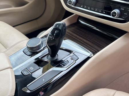 2017 BMW 5-Series - photo 25