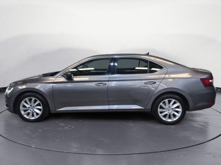 2023 Skoda Superb - photo 9
