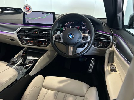 2024 BMW 5-Series - photo 19