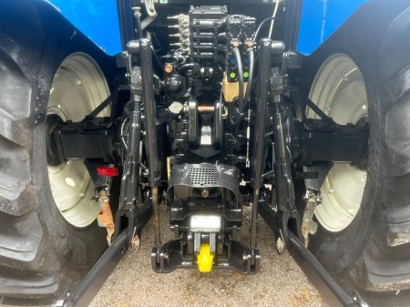 2008 New Holland T6080 - photo 22