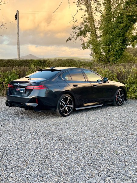 2023 BMW i5 - photo 11