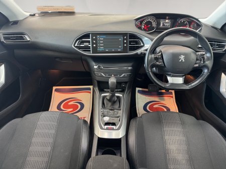 2018 Peugeot 308 - photo 15