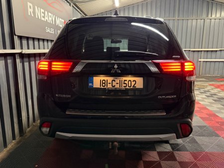 2018 Mitsubishi Outlander - photo 2