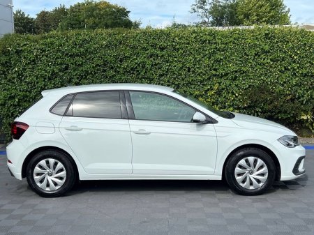 2025 Volkswagen Polo - photo 2