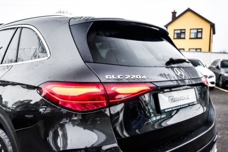 2023 Mercedes-Benz GLC - photo 9