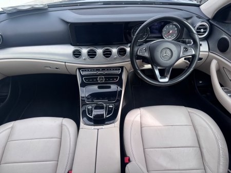 2017 Mercedes-Benz E-Class - photo 2