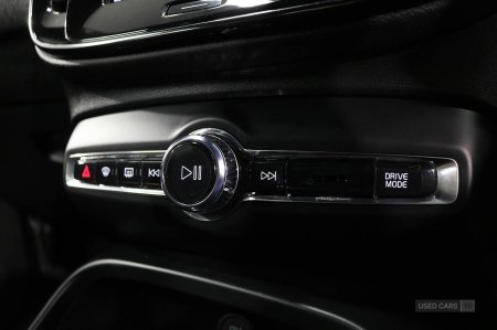 2023 Volvo XC40 - photo 38