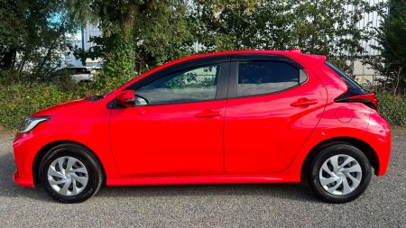 2022 Toyota Yaris - photo 11