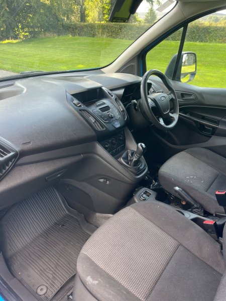2018 Ford Transit - photo 10