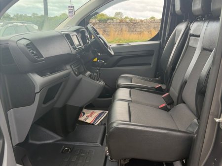 2020 Opel Vivaro - photo 12