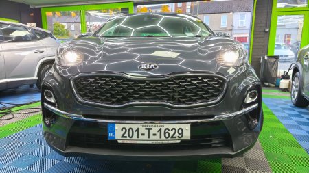 2020 Kia Sportage - photo 2