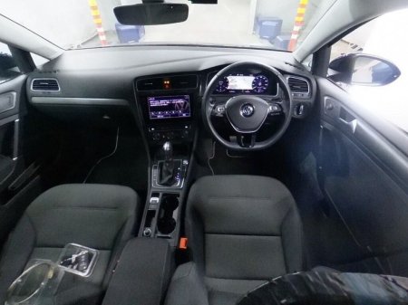2019 Volkswagen Golf - photo 3