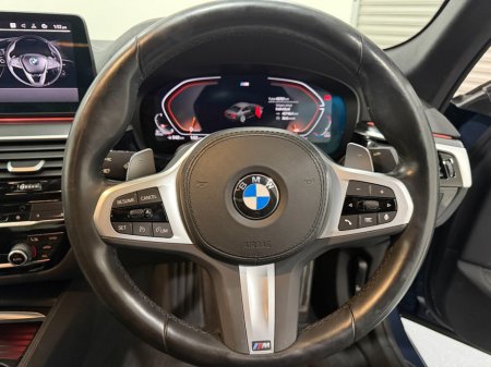 2023 BMW 5-Series - photo 12