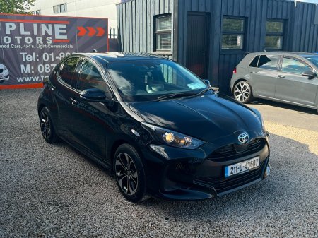 2021 Toyota Yaris - photo 2