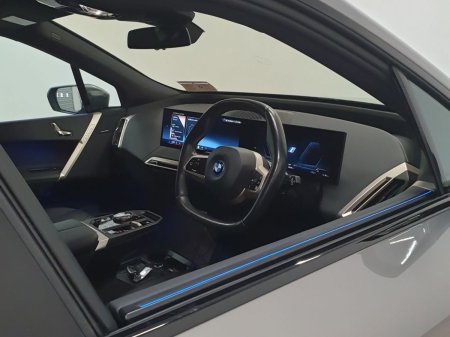 2023 BMW iX - photo 28