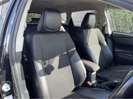 2016 Toyota Auris - photo 11