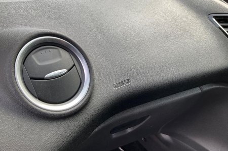 2014 Ford Fiesta - photo 32