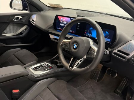 2026 BMW 1-Series - photo 11
