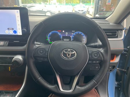 2023 Toyota RAV4 - photo 9
