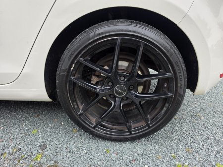 2012 Volkswagen Golf - photo 9