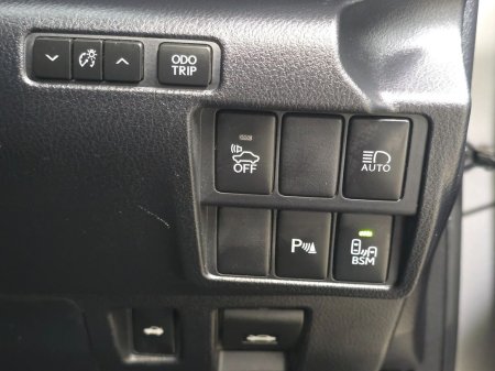 2019 Lexus IS - photo 19