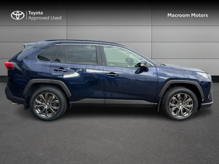 2022 Toyota RAV4 - photo 3