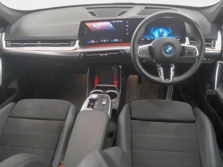 2024 BMW iX1 - photo 4