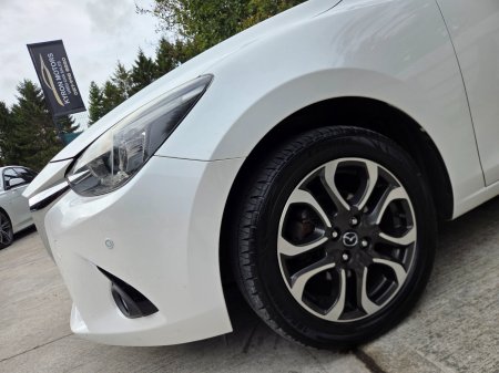 2016 Mazda Demio - photo 18