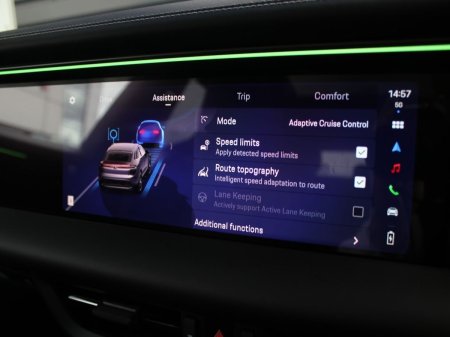 2026 Porsche Macan - photo 18