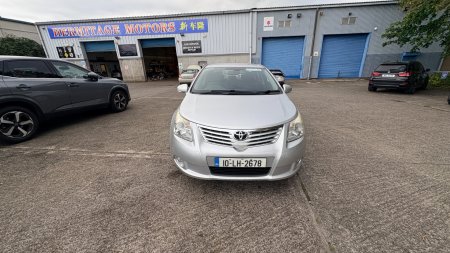 2010 Toyota Avensis - photo 2