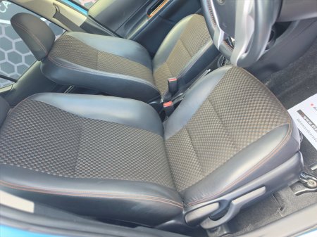 2015 Toyota Aqua - photo 23