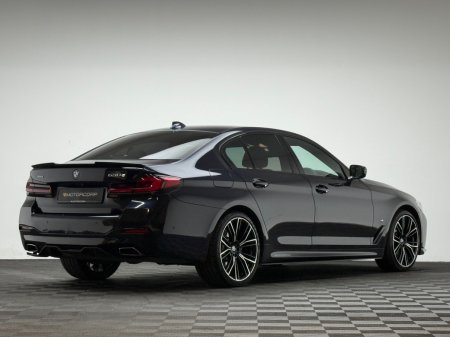 2022 BMW 5-Series - photo 6