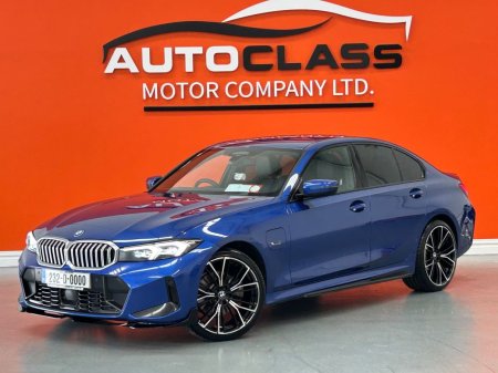 2023 BMW 3-Series - photo 9