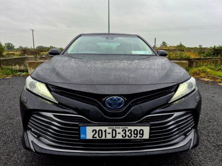 2020 Toyota Camry - photo 10