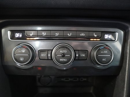 2020 Volkswagen Tiguan - photo 21