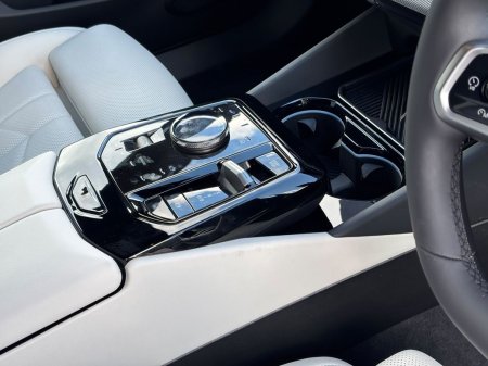 2026 BMW i5 - photo 12