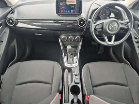 2023 Mazda Mazda2 - photo 2