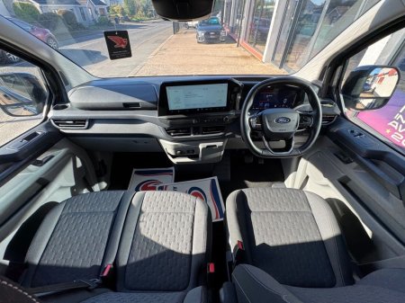 2025 Ford Transit Custom - photo 13