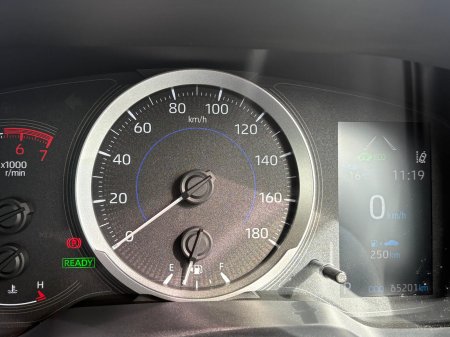 2020 Toyota Corolla - photo 8